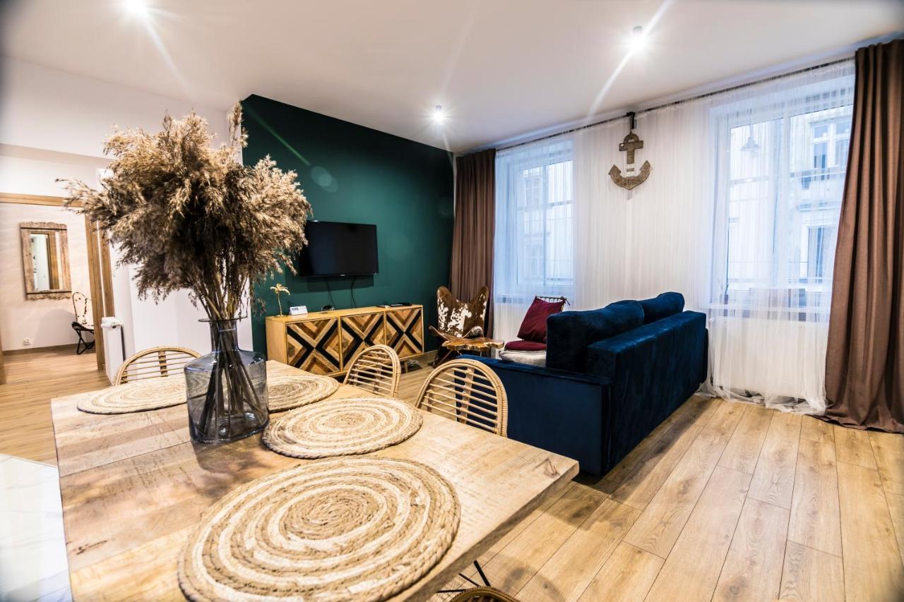 Ap Apartment'S Gdanska Walbrzych Luaran gambar