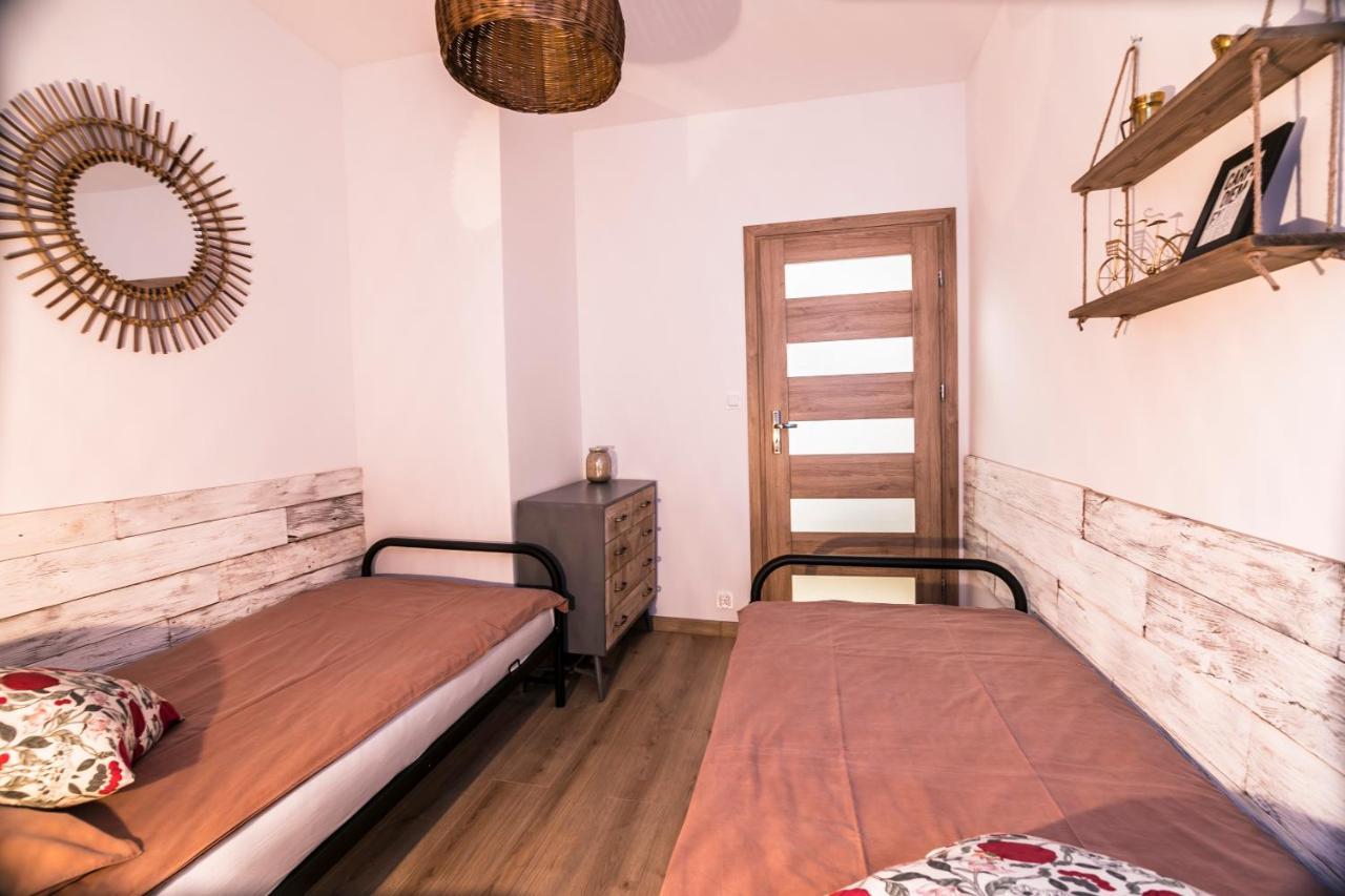 Ap Apartment'S Gdanska Walbrzych Luaran gambar